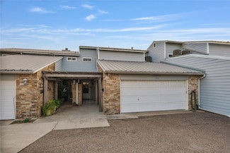 1453 Moore Ave, Portland, TX 78374