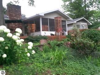 6867 W Harbor Dr, Elk Rapids, MI 49629