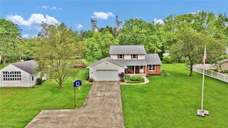 1065 Sunshine Ct, Grafton, OH 44044