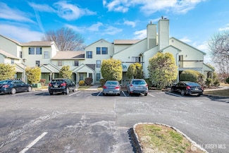 603 Woodbridge Commons Way, Iselin, NJ 08830