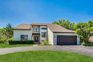 2440 207th St, Olympia Fields, IL 60461