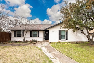632 Glenhill Ln, Lewisville, TX 75077