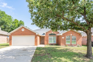 1912 Cancun Dr, Mansfield, TX 76063