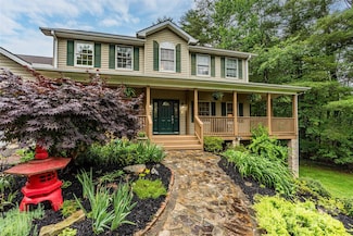 148 Broyles Rd, Hendersonville, NC 28791