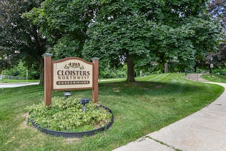4215 N 100th St Unit 122, Milwaukee, WI 53222