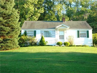 107 Strickler St, Perryopolis, PA 15473