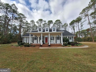 250 Weatherly Dr, Baxley, GA 31513