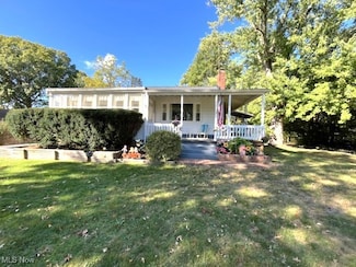 3320 Hudson Dr, Cuyahoga Falls, OH 44221