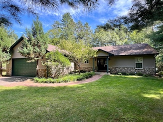 10240 Falcon Ridge Rd, Minocqua, WI 54548