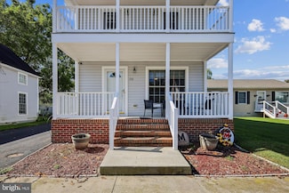 210 Race St, Vienna, MD 21869