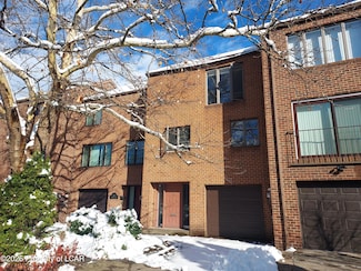 68 Jefferson Ln, Wilkes Barre, PA 18701