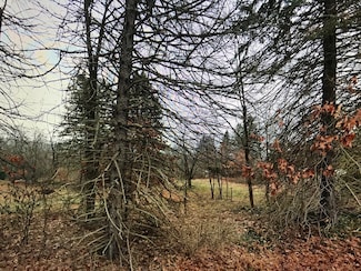1255 Methuen St, Dracut, MA 01826
