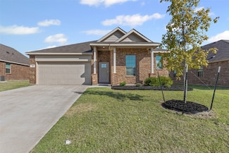 916 Rusty Spur Ln, Haslet, TX 76052