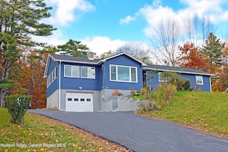 125 Main St, Lake Katrine, NY 12449