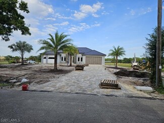 5201 Higginbotham Rd, Fort Myers, FL 33905