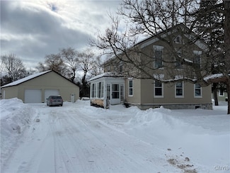 109 St Lawrence Ave W, Brownville, NY 13615