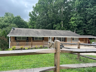 10672 Barberville Rd, Fort Mill, SC 29707