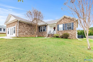 108 Kema Dr, Huntsville, AL 35811