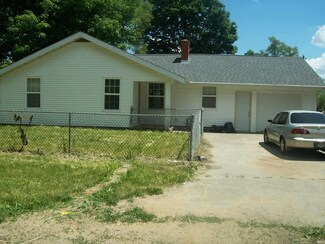 57944 Morgan St, Elkhart, IN 46517