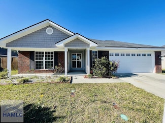149 Grandview Dr, Hinesville, GA 31313