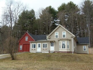 18 N Winchester St, Swanzey, NH 03446