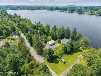 510 S Shore Rd, Delanson, NY 12053