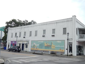 921 Pennsylvania Ave, Saint Cloud, FL 34769