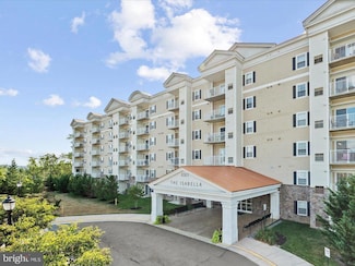 6301 Edsall Rd Unit 301, Alexandria, VA 22312