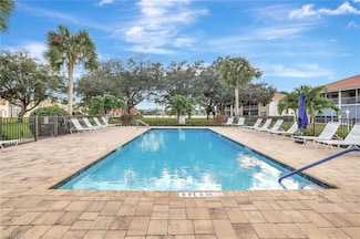 648 Mardel Ct Unit 708, Naples, FL 34104