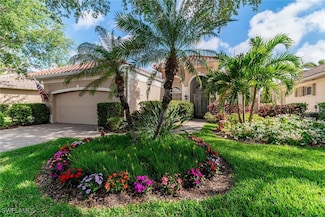 6806 Bent Grass Dr, Naples, FL 34113