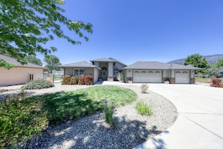 29571 Jamaica Dunes Dr, Tehachapi, CA 93561