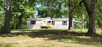 49 Sherwood Dr, Spencer, TN 38585