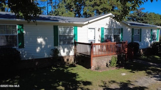 124 Waterview Dr, Grandy, NC 27939