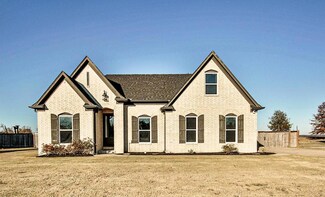 226 Delta Pointe Dr, Crawfordsville, AR 72327
