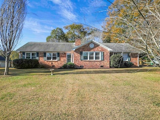 804 Thackston Dr, Spartanburg, SC 29307