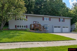1204 St, New Ulm, MN 56073