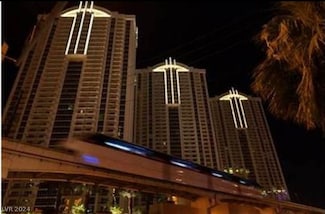 135 E Harmon Ave Unit 2416, Las Vegas, NV 89109