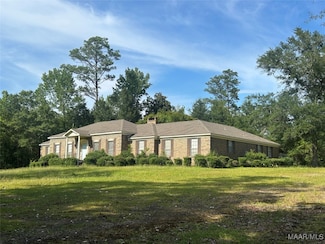2 Rolling Hills Cir, Camden, AL 36726