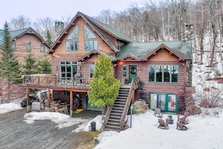 6051 Sandy River Cir, Carrabassett Valley, ME 04947
