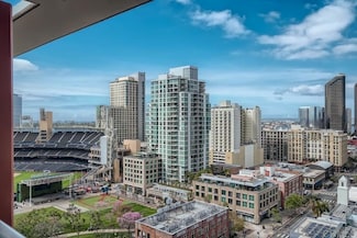 427 9th Ave Unit 1403, San Diego, CA 92101