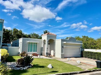 #51 Jasper, Vega Alta, PR 00692