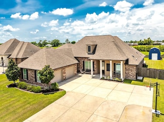 310 Crossing St N, Thibodaux, LA 70301