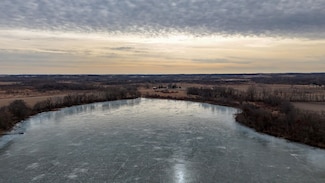 +/-236 Ac Old Stone Rd, Stoughton, WI 53575