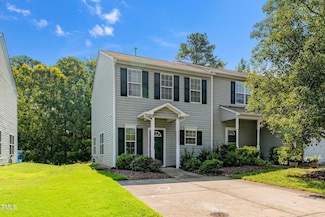 524 Summer Breeze Dr, Durham, NC 27704
