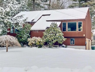 7 Boxwood Cir, Milford, NH 03055
