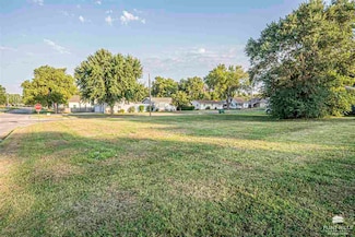 1001 N Mulberry St, Abilene, KS 67410