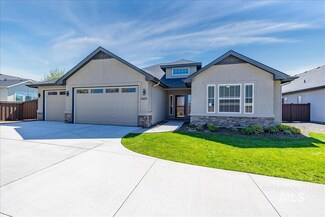 4605 W Hungry Creek St, Meridian, ID 83646