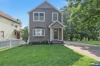 178 Arthur St, Hillsdale, NJ 07642