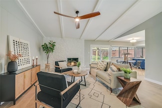 6430 Bridgewater Dr, Austin, TX 78723