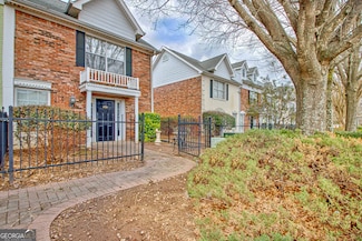 498 N Jeff Davis Dr, Fayetteville, GA 30214